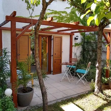 Ferienhaus Adriana House *