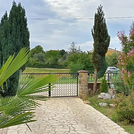 Hébergement de vacances Adriana House