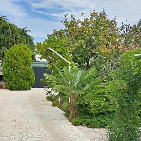 Adriana House Nyaraló